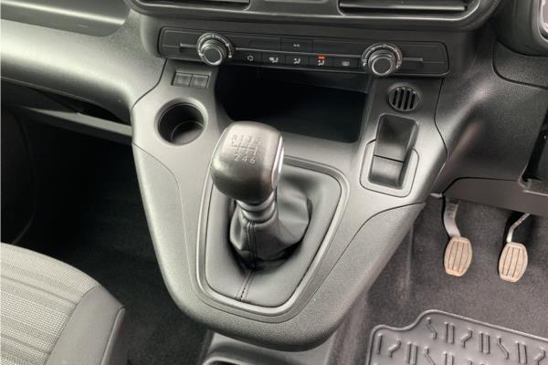 2020 Vauxhall Combo Life 1.2 Turbo GPF Energy MPV 5dr Petrol Manual Euro 6 (s/s) (7 Seat) (110 ps) - Cloth, photo 23