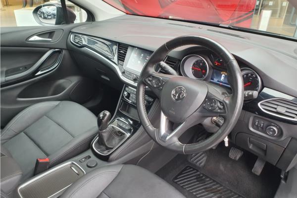 2019 Vauxhall Astra 1.0i Turbo ecoTEC Elite Nav Hatchback 5dr Petrol Manual Euro 6 (s/s) (105 ps) - Leather, photo 12