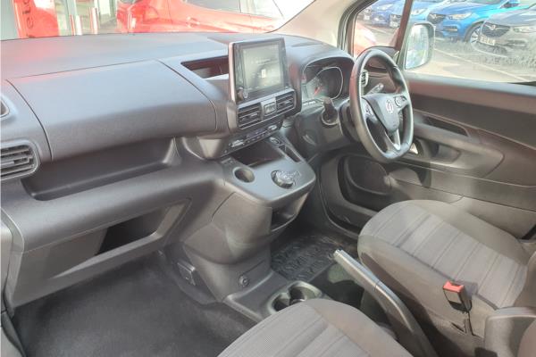 2020 Vauxhall Combo Life 1.5 Turbo D Elite MPV 5dr Diesel Auto Euro 6 (s/s) (7 Seat) (130 ps) - Cloth, photo 15