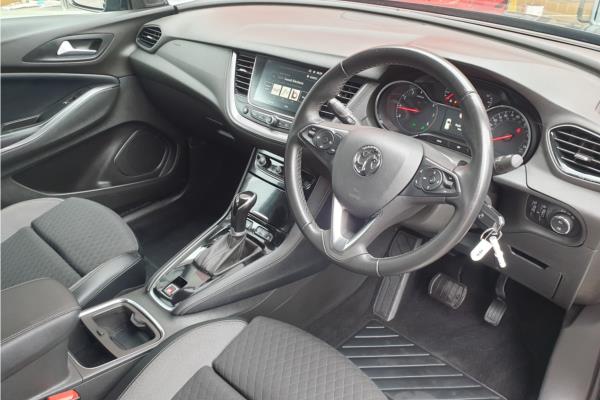 2020 Vauxhall Grandland X 1.2 Turbo SRi Nav SUV 5dr Petrol Auto Euro 6 (s/s) (130 ps) - Cloth, photo 12