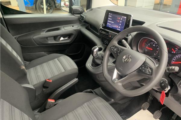 2020 Vauxhall Combo Life 1.5 Turbo D BlueInjection Energy XL MPV 5dr Diesel Manual Euro 6 (s/s) (7 Seat) (100 ps) - Cloth, photo 12