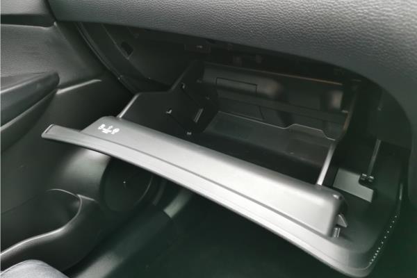 Non Franchise 2018 Nissan Qashqai 1.3 DIG-T Tekna SUV 5dr Petrol Manual Euro 6 (s/s) (140 ps) - Mixed Leather - Fabric/Cloth, photo 26