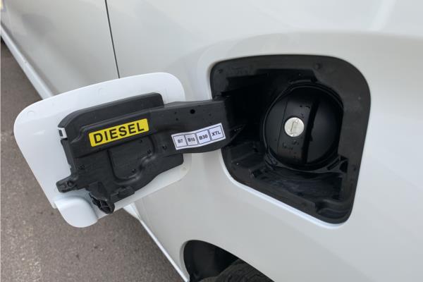 2020 Vauxhall Vivaro 2.0 Turbo D 3100 Sportive Panel Van 5dr Diesel Manual L2 H1 Euro 6 (s/s) (120 ps) - Cloth, photo 35