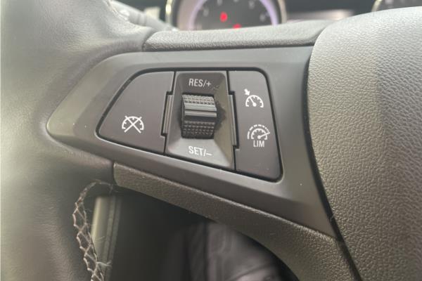 2017 VAUXHALL ASTRA - Leather, photo 18