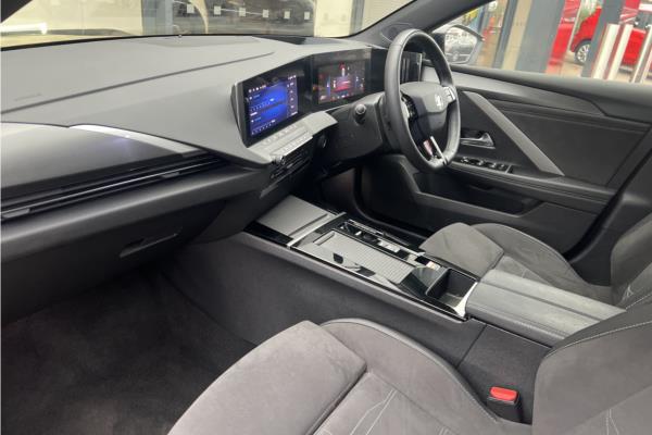 2023 Vauxhall Astra 1.2 Turbo Ultimate Hatchback 5dr Petrol Auto Euro 6 (s/s) (130 ps) - Leather, photo 15
