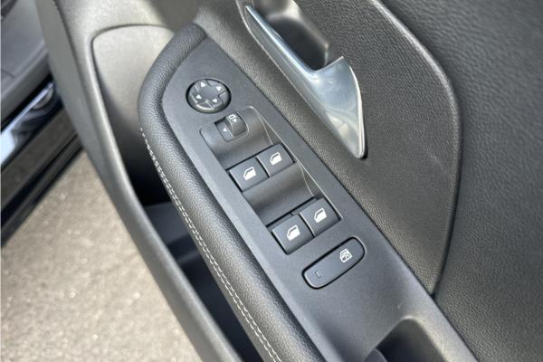 2024 Vauxhall Mokka 1.2 MHEV Ultimate SUV 5dr Petrol Hybrid e-DCT Euro 6 (s/s) (136 ps) - Black Alcantara, photo 22