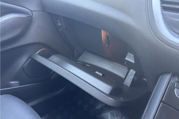 2021 Vauxhall Grandland X 1.6 13.2kWh Elite Nav SUV 5dr Petrol Plug-in Hybrid Auto 4WD Euro 6 (s/s) Hybrid4 (300 ps) - Leather, photo 26