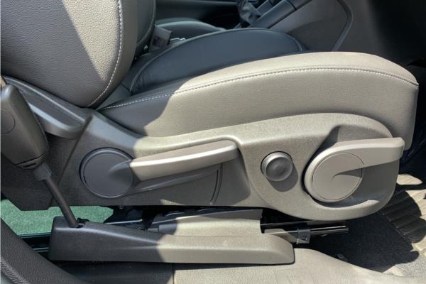 2018 Vauxhall Zafira Tourer 1.4i Turbo SRi Nav MPV 5dr Petrol Manual Euro 6 (140 ps) - Cloth, photo 28