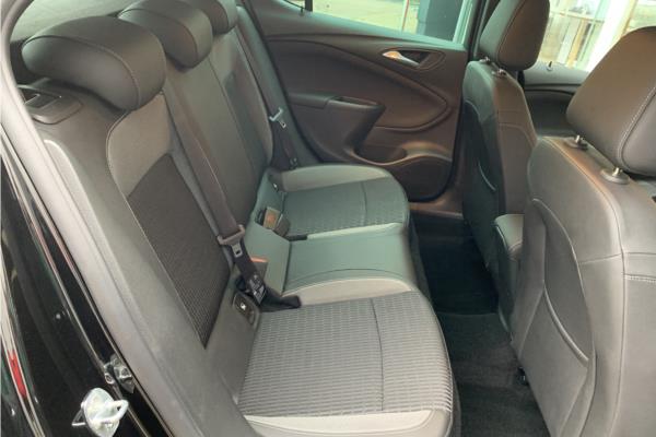 2021 Vauxhall Astra - Cloth Sienna/Jet Blk, photo 13