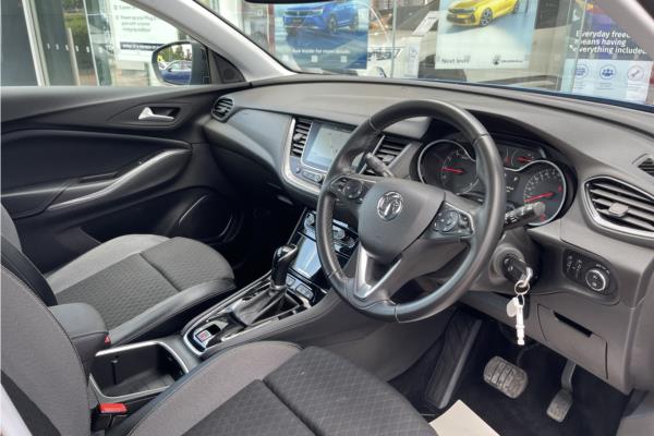 2019 Vauxhall Grandland X 1.2 Turbo GPF Sport Nav SUV 5dr Petrol Auto Euro 6 (s/s) (130 ps) - Cloth, photo 12