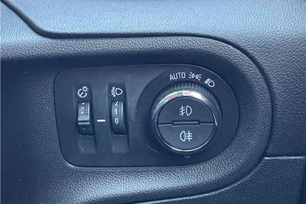 2018 Vauxhall Grandland X 1.2 Turbo Sport Nav SUV 5dr Petrol Auto Euro 6 (s/s) (130 ps) - Cloth, photo 21