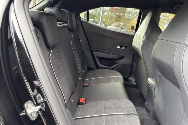 Vauxhall Mokka HAT 54kWh 11kWCh 281ps GSE - Blk Gse Alcntra, photo 12