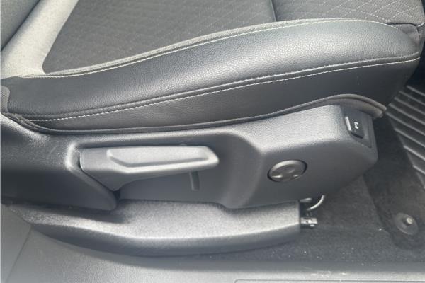 2021 Vauxhall Grandland X 1.2 Turbo SRi Nav SUV 5dr Petrol Manual Euro 6 (s/s) (130 ps) - Cloth, photo 29