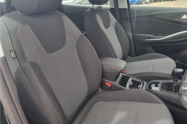 2020 Vauxhall Grandland X 1.2 Turbo GPF SE SUV 5dr Petrol Manual Euro 6 (s/s) (130 ps) - Cloth, photo 34