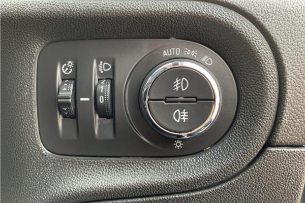2019 Vauxhall Grandland X 1.2 Turbo GPF Sport Nav SUV 5dr Petrol Auto Euro 6 (s/s) (130 ps) - Cloth, photo 21