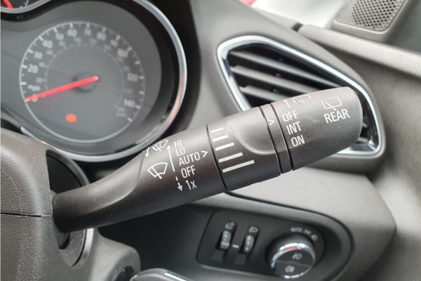 2020 Vauxhall Grandland X 1.2 Turbo SRi Nav SUV 5dr Petrol Auto Euro 6 (s/s) (130 ps) - Cloth, photo 28