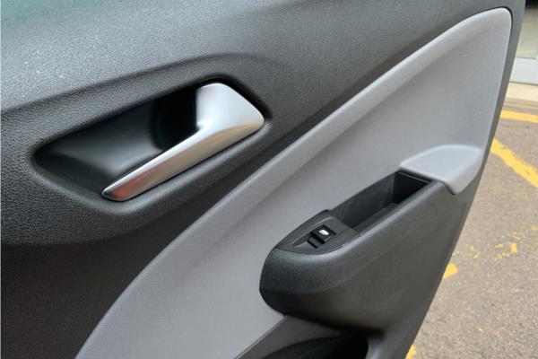 2019 Vauxhall Crossland X 1.2 Turbo Elite SUV 5dr Petrol Auto Euro 6 (s/s) (130 ps) - Cloth, photo 39