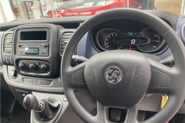 2018 VAUXHALL VIVARO - Cloth, photo 11