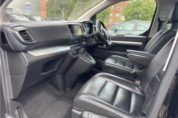 2021 Vauxhall Vivaro Life Electric 50kWh Elite MPV 5dr Electric Auto LWB (8 Seat, 7.4kW Charger) (136 ps) - Cloth, photo 15
