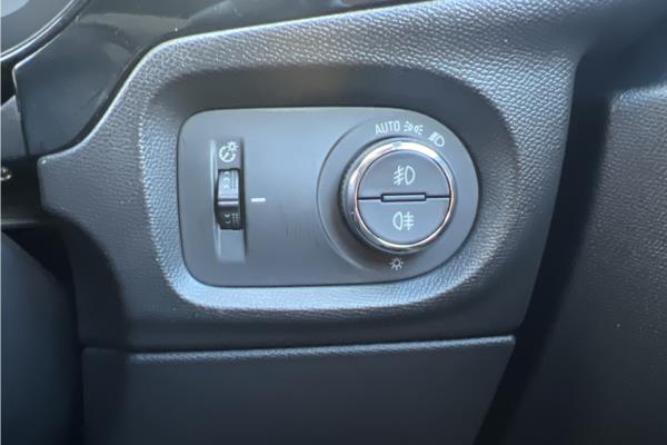 2023 Vauxhall Corsa 1.2 Turbo Ultimate Hatchback 5dr Petrol Auto Euro 6 (s/s) (130 ps) - Cloth/Alcantara, photo 21