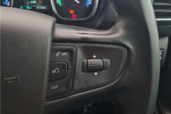 2021 Vauxhall Vivaro-e Life 50kWh Elite L MPV 5dr Electric Auto LWB (8 Seat) (7.4kW Charger) (136 ps) - Leather, photo 18