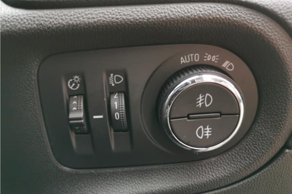 2021 Vauxhall Grandland X 1.2 Turbo Griffin Edition SUV 5dr Petrol Auto Euro 6 (s/s) (130 ps) - Cloth, photo 21