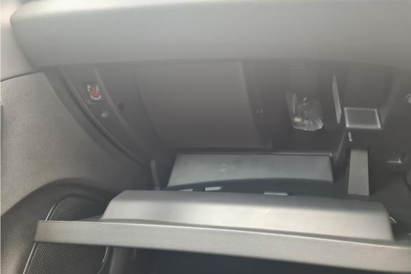 2020 Vauxhall Grandland X 1.2 Turbo Griffin SUV 5dr Petrol Manual Euro 6 (s/s) (130 ps) - Berson Black, photo 25