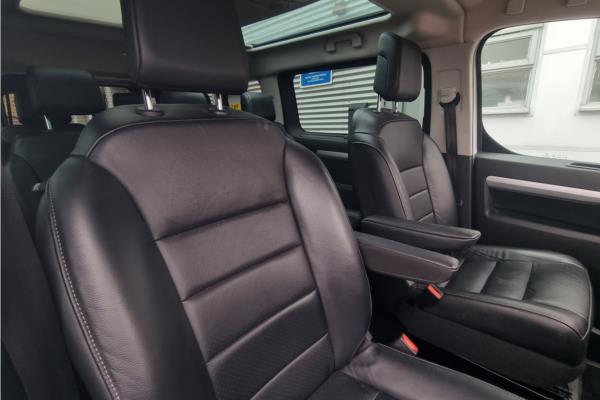 2021 Vauxhall Vivaro-e Life 50kWh Elite L MPV 5dr Electric Auto LWB (8 Seat) (7.4kW Charger) (136 ps) - Leather, photo 33