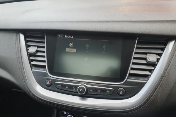2020 Vauxhall Grandland X 1.2 Turbo Elite Nav SUV 5dr Petrol Manual 8Spd Euro 6 (s/s) (130 ps) - Leather, photo 17