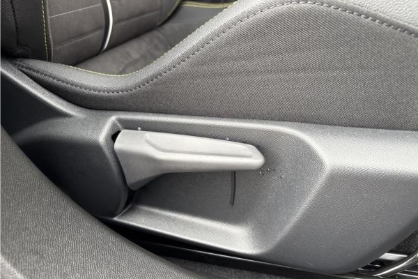 Vauxhall Mokka HAT 54kWh 11kWCh 281ps GSE - Blk Gse Alcntra, photo 28