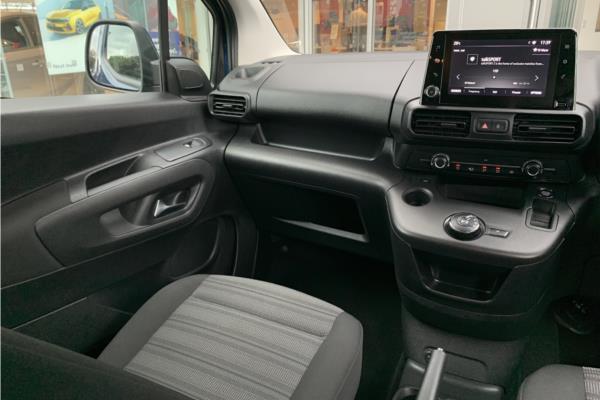 2021 Vauxhall Combo Life 1.2 Turbo SE MPV 5dr Petrol Auto Euro 6 (s/s) (130 ps) - Cloth, photo 40