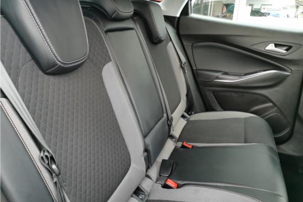 2019 Vauxhall Grandland X 1.2 Turbo GPF Sport Nav SUV 5dr Petrol Auto Euro 6 (s/s) (130 ps) - Cloth, photo 13