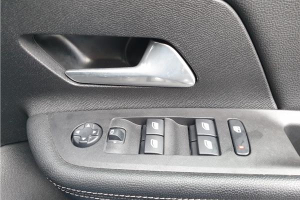 2021 Vauxhall Mokka 1.2 Turbo SRi SUV 5dr Petrol Manual Euro 6 (s/s) (100 ps) - Black Jasmin Lt, photo 22
