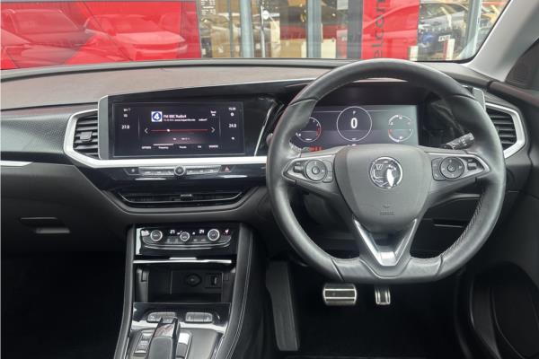 2022 Vauxhall Grandland 1.2 Turbo Ultimate SUV 5dr Petrol Auto Euro 6 (s/s) (130 ps) - Harlekin Black, photo 11