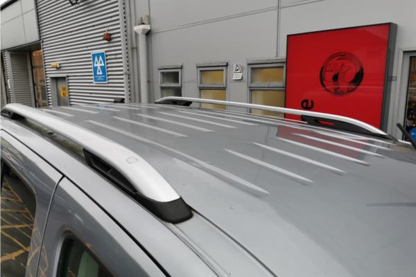 2020 Vauxhall Combo Life 1.2 Turbo Elite MPV 5dr Petrol Auto Euro 6 (s/s) (130 ps) - Cloth, photo 42