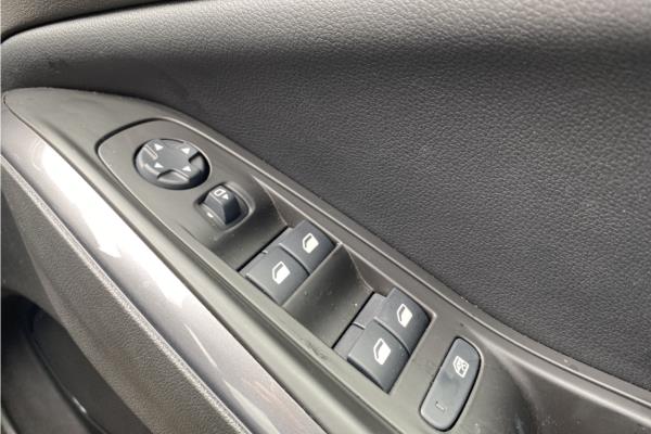 2020 VAUXHALL GRANDLAND - Cloth/Synth Lth, photo 24