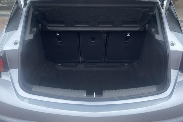 2019 Vauxhall Astra 1.4i Turbo GPF Elite Nav Hatchback 5dr Petrol Auto Euro 6 (s/s) (150 ps) - Leather, photo 13