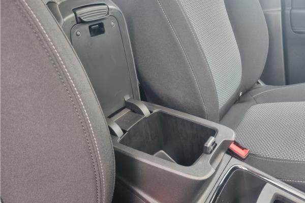 2020 Vauxhall Grandland X 1.2 Turbo GPF SE SUV 5dr Petrol Manual Euro 6 (s/s) (130 ps) - Cloth, photo 36