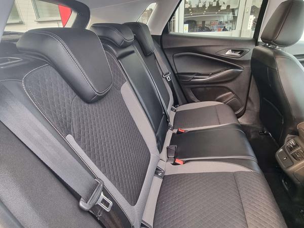 2018 Vauxhall Grandland X 1.2 Turbo Sport Nav Euro 6 (s/s) 5dr - Berson Black, photo 12