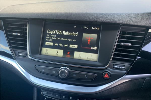 2021 Vauxhall Astra 1.2 Turbo Griffin Edition Hatchback 5dr Petrol Manual Euro 6 (s/s) (145 ps) - Cloth Sienna/Jet Blk, photo 17