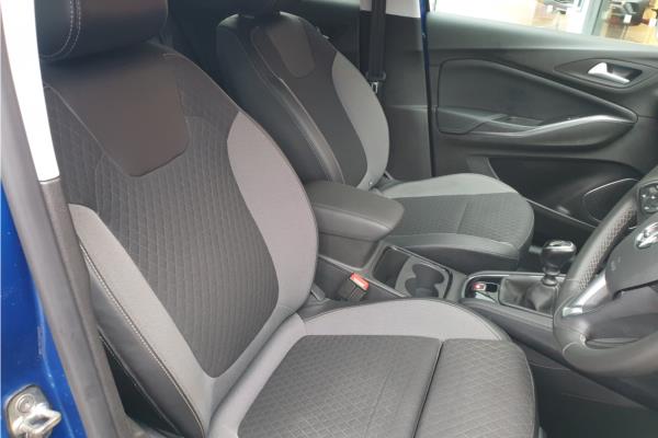 2021 Vauxhall Grandland X 1.2 Turbo SRi Nav SUV 5dr Petrol Manual Euro 6 (s/s) (130 ps) - Cloth/Leather, photo 34