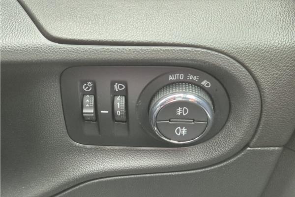2021 Vauxhall Grandland X 1.2 Turbo Griffin Edition SUV 5dr Petrol Manual Euro 6 (s/s) (130 ps) - Harlekin Black, photo 22
