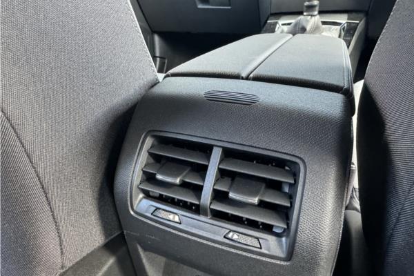 Vauxhall Astra* 5Dr 54kWh 11kWCh Ultimate AU - Jet Blk+alcantr, photo 38