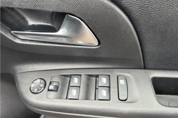 2021 Vauxhall Corsa 1.2 Turbo Elite Hatchback 5dr Petrol Auto Euro 6 (s/s) (100 ps) - Cloth, photo 22