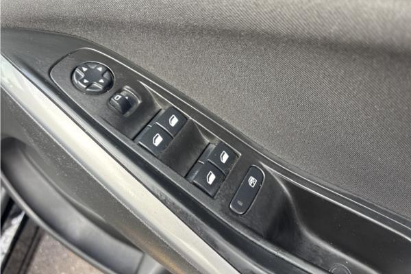 2019 Vauxhall Grandland X 1.2 Turbo SE SUV 5dr Petrol Auto 8Spd Euro 6 (s/s) (130 ps) - Cloth, photo 22