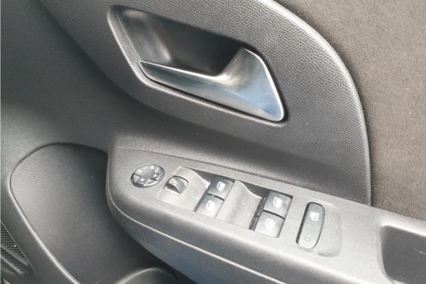 2022 Vauxhall Corsa 1.2 Turbo Ultimate Hatchback 5dr Petrol Auto Euro 6 (s/s) (130 ps) - Cloth/Alcantara, photo 22