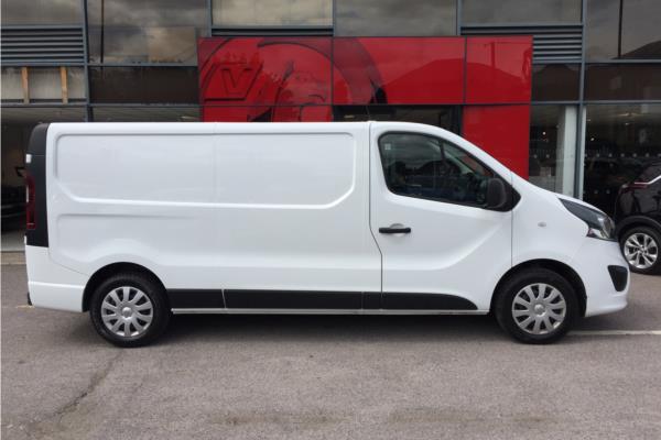 2018 VAUXHALL VIVARO - Cloth, photo 9