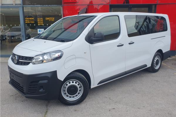 2023 Vauxhall Vivaro-e Life - Curitiba Triton, photo 3