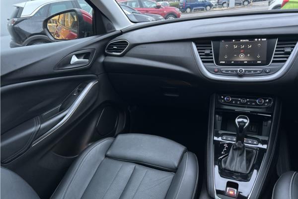 2020 Vauxhall Grandland X 1.2 Turbo Elite Nav Premium SUV 5dr Petrol Auto Euro 6 (s/s) (130 ps) - Leather, photo 43