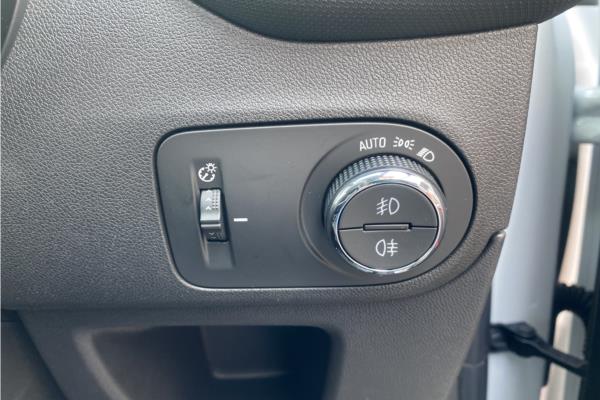 2021 Vauxhall Crossland 1.5 Turbo D Elite SUV 5dr Diesel Manual (s/s) (110 ps) - Jet Black Siena, photo 15